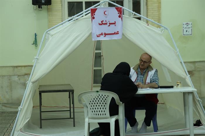 ارائه خدمات رایگان دندانپزشکی هلال احمر استان یزد